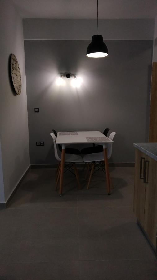 Psammites Apartment กาลัมปากา ภายนอก รูปภาพ