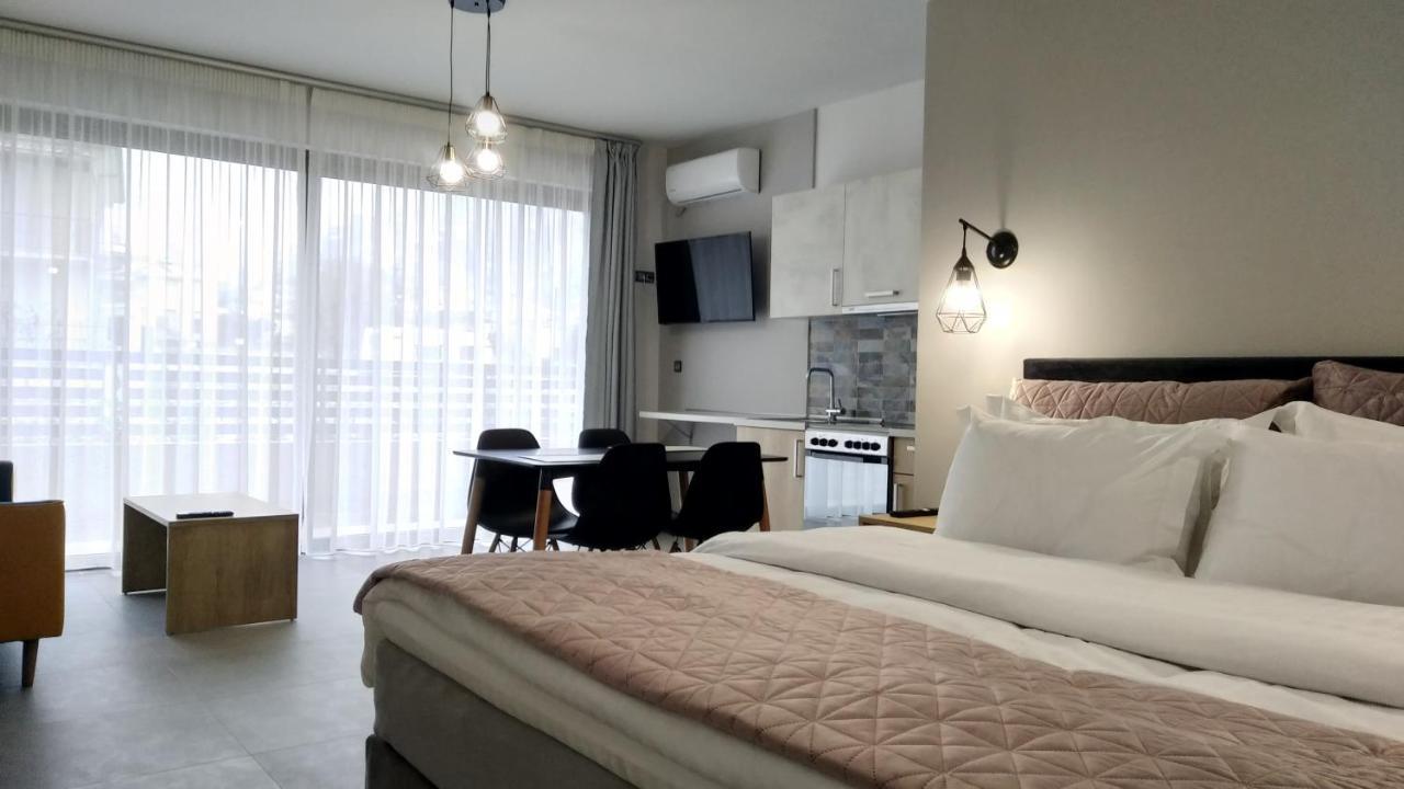 Psammites Apartment กาลัมปากา ภายนอก รูปภาพ