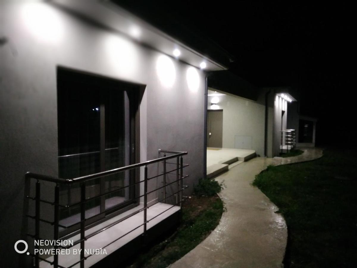 Psammites Apartment กาลัมปากา ภายนอก รูปภาพ